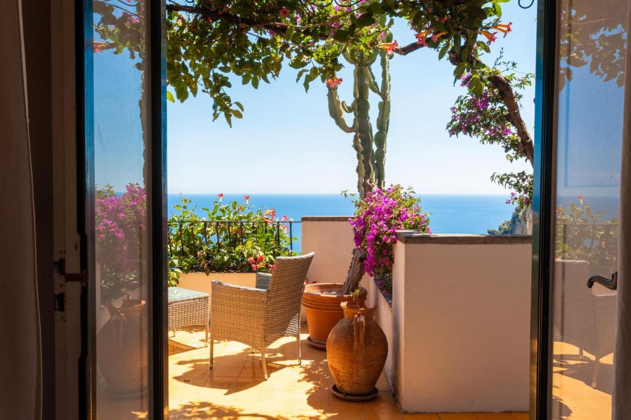 Il Pettirosso In Positano Villa Bagian luar foto